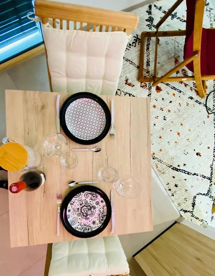 Apartment Studio Bel Mod Mont D'Or - Belvedere Moderne Lyon