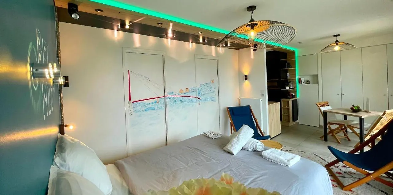 Studio Bel Mod Mont D'Or - Belvedere Moderne Lyon 0*,  France